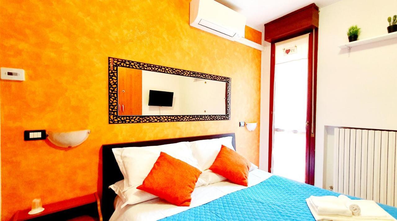 Guest Holiday Filangieri 1 Reggio Emilia Ngoại thất bức ảnh